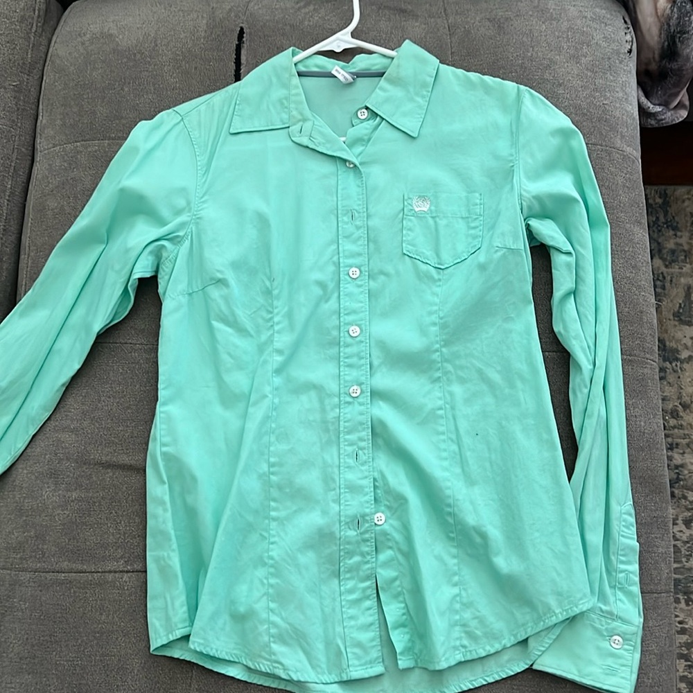 Cinch Button Down!